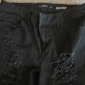Black Destroyed Skinny Jean
